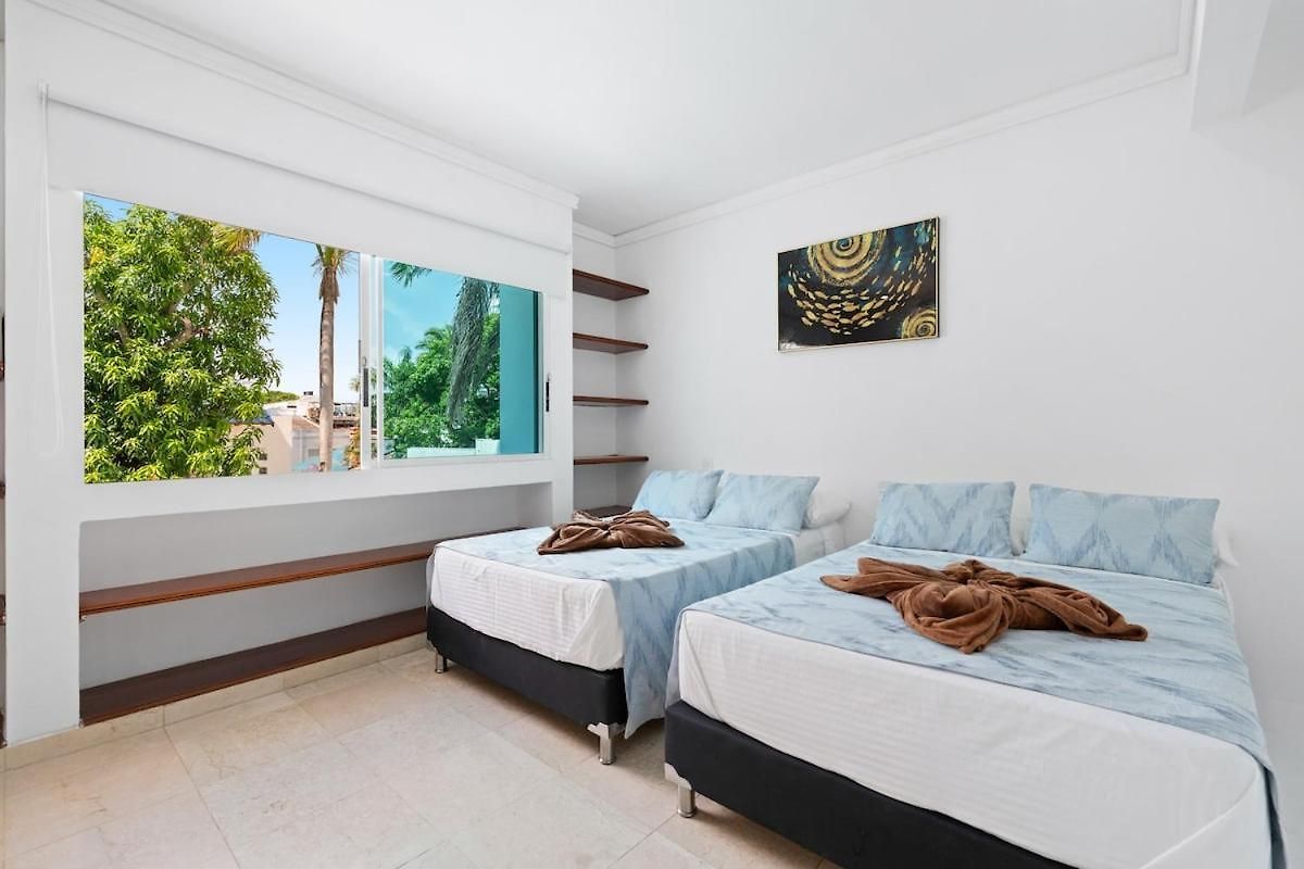 Holiday home 10br Mansion Beachfront W Pool And Disco *