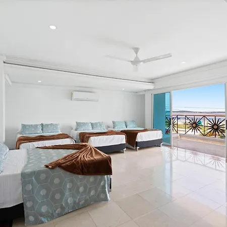 Holiday home 10br Mansion Beachfront W Pool And Disco Cartagena