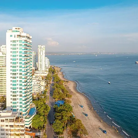 10br Mansion Beachfront W Pool And Disco Holiday home *