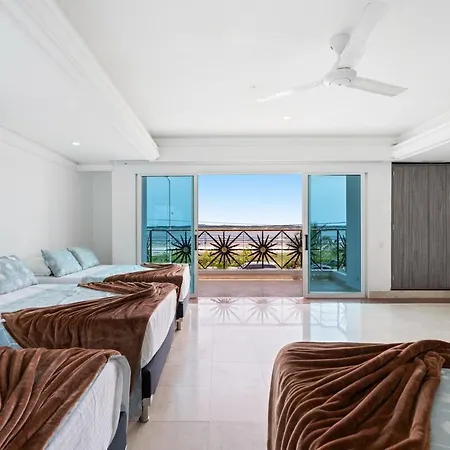 10br Mansion Beachfront W Pool And Disco *