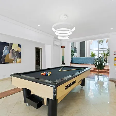 10br Mansion Beachfront W Pool And Disco Сasa de vacaciones