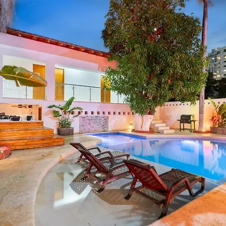 10br Mansion Beachfront W Pool And Disco * Cartagena